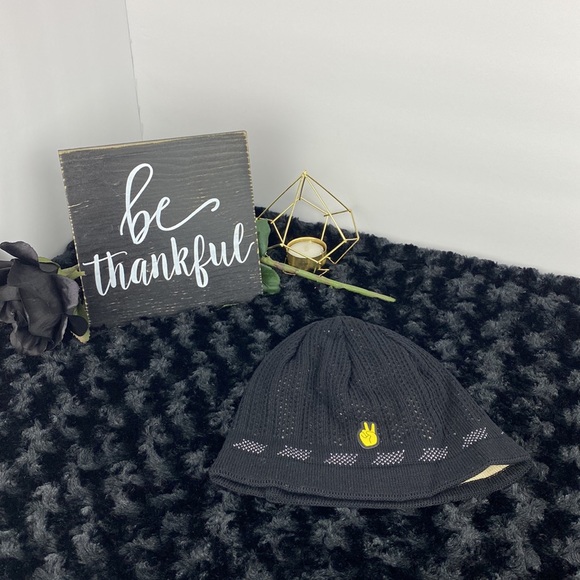 Seger Accessories - Seger Wool Peace Sign Beanie